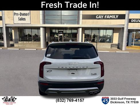 Used 2022 Kia Telluride EX w/ EX Premium Package FWD image 8