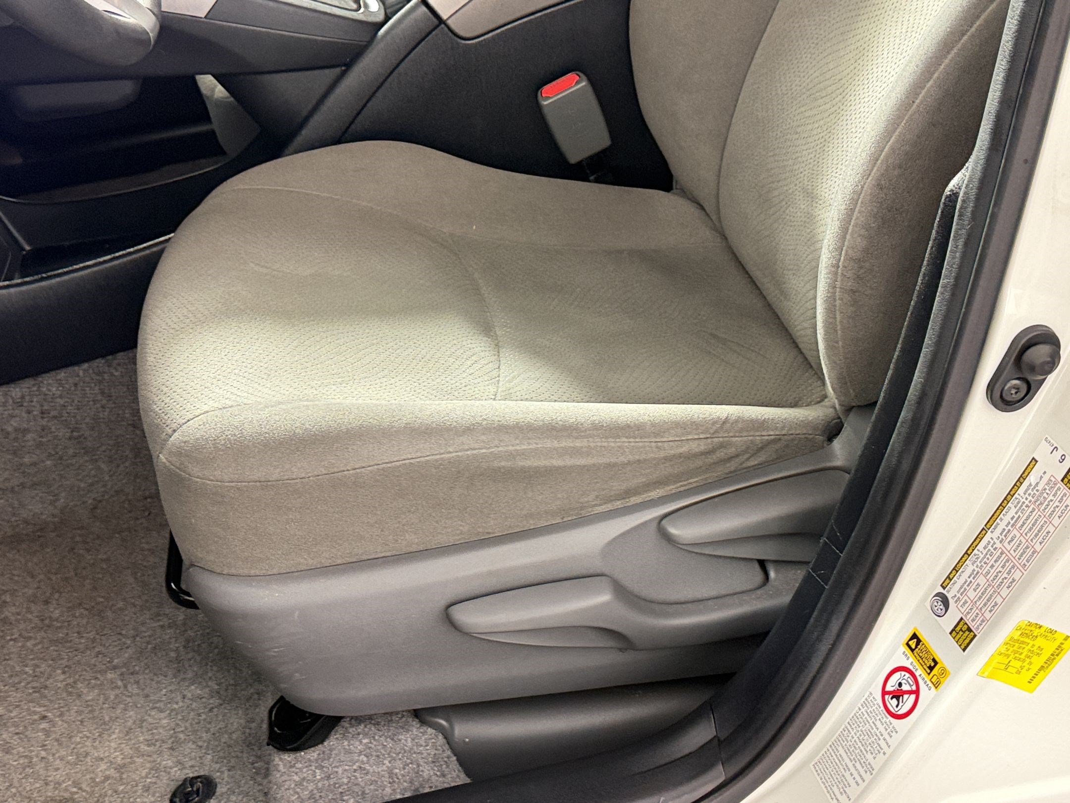 Used 2015 Toyota Prius Prime Plug-In Hybrid FWD image 15