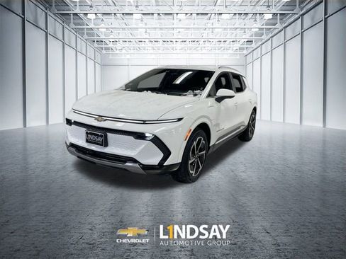 Used 2025 Chevrolet Equinox EV LT image 1