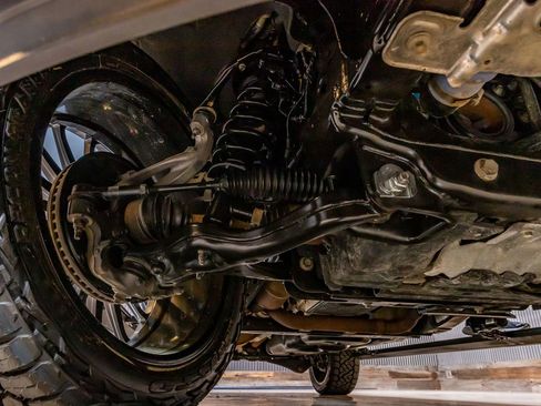 Used 2025 Lincoln Navigator L Reserve w/ Jet Appearance Package image 14