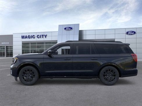 New 2026 Ford Expedition Max Platinum w/ Stealth Appearance Package image 3