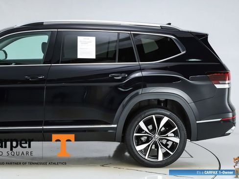 Used 2025 Volkswagen Atlas SEL Premium R-Line AWD/4WD image 44