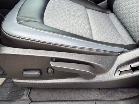Used 2019 Chevrolet Colorado Z71 AWD/4WD image 15