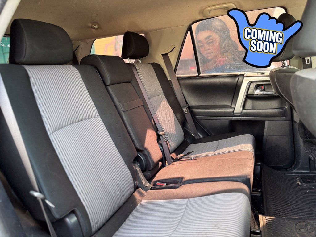 Used 2017 Toyota 4Runner SR5 AWD/4WD image 11