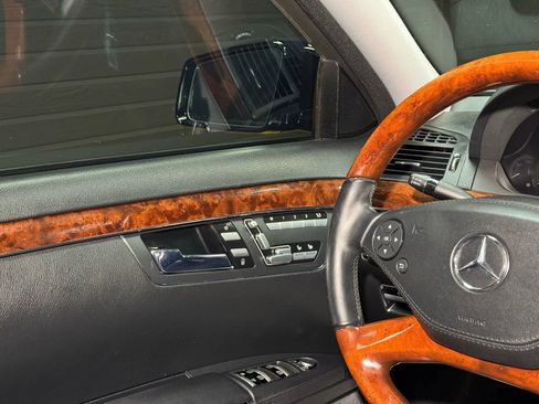 Used 2013 Mercedes-Benz S 550 image 30