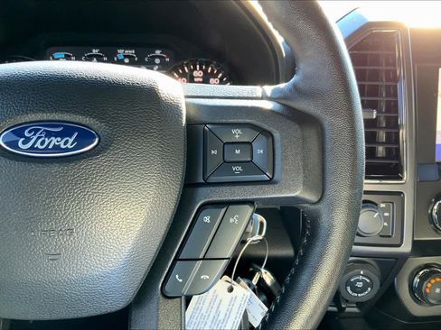 Used 2019 Ford F150 XLT w/ Equipment Group 302A Luxury AWD/4WD image 24