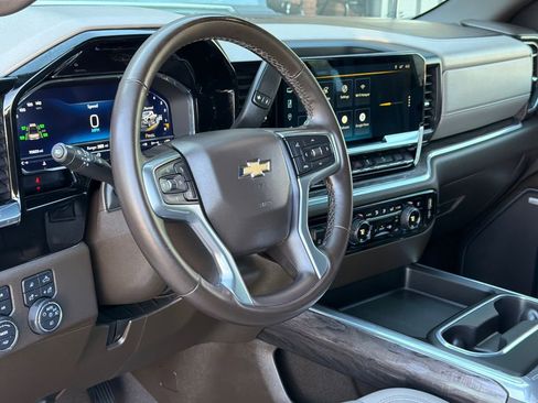 Used 2024 Chevrolet Silverado 2500 LTZ w/ LTZ Plus Package image 22