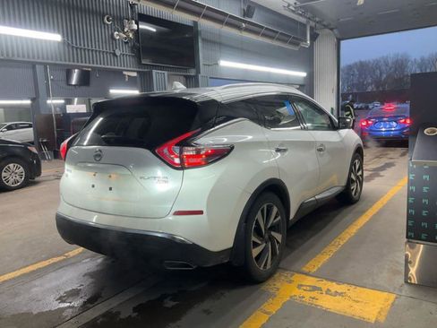 Used 2017 Nissan Murano Platinum image 3