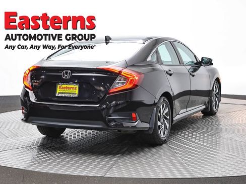 Used 2017 Honda Civic EX image 5