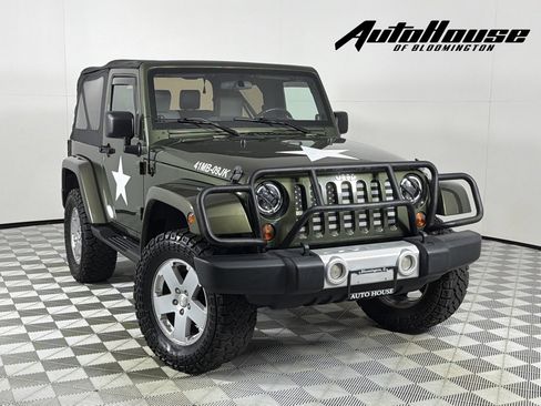Used 2009 Jeep Wrangler Sahara AWD/4WD image 1