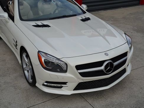 Used 2016 Mercedes-Benz SL 400 image 3