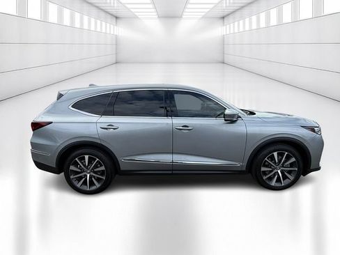 Used 2025 Acura MDX SH-AWD w/ Technology Package image 4