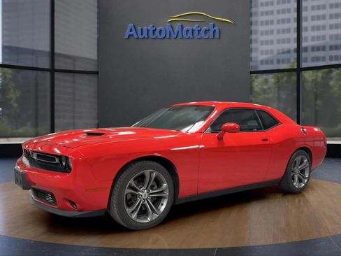 Used 2020 Dodge Challenger R/T image 4