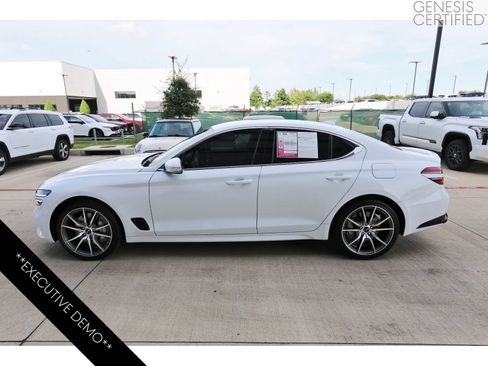 Used 2026 Genesis G70 2.5T RWD image 5