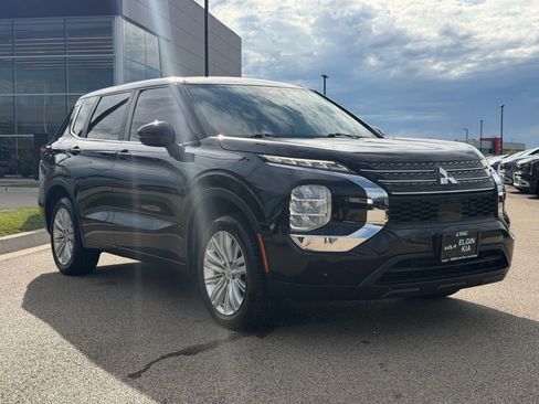 Used 2022 Mitsubishi Outlander ES AWD/4WD image 1