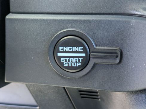 Used 2025 Ford Bronco Badlands AWD/4WD image 20