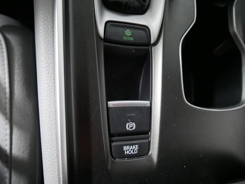 Used 2019 Honda Accord LX image 30