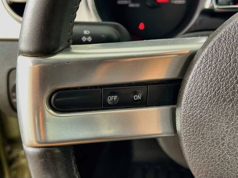 Used 2006 Ford Mustang GT Premium RWD image 13