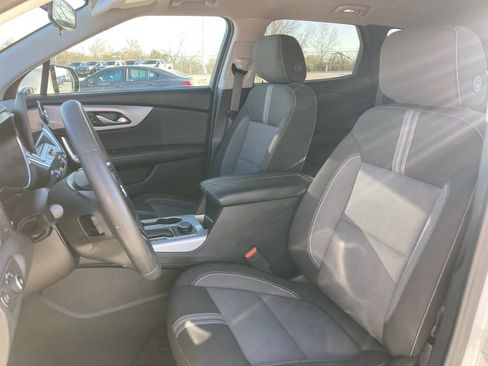 Used 2025 Chevrolet Blazer LT image 13