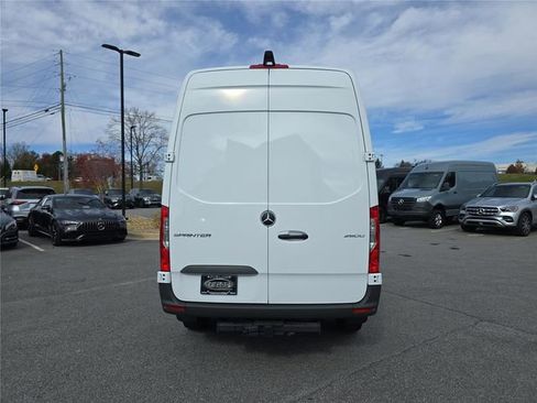 New 2025 Mercedes-Benz Sprinter 2500 image 6