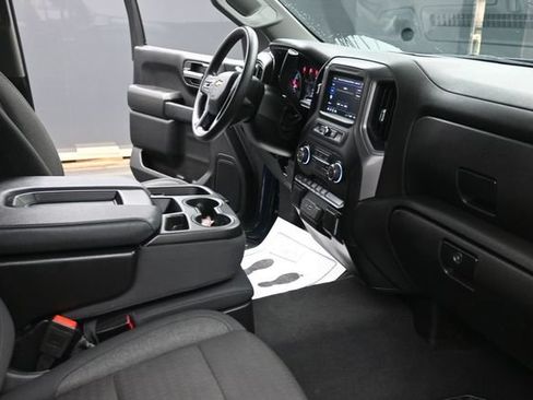 Used 2024 Chevrolet Silverado 1500 Custom w/ Turbomax Blackout Package AWD/4WD image 45