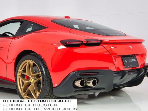 Used 2022 Ferrari Roma image 27