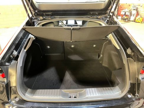 Used 2025 Toyota Prius LE image 30