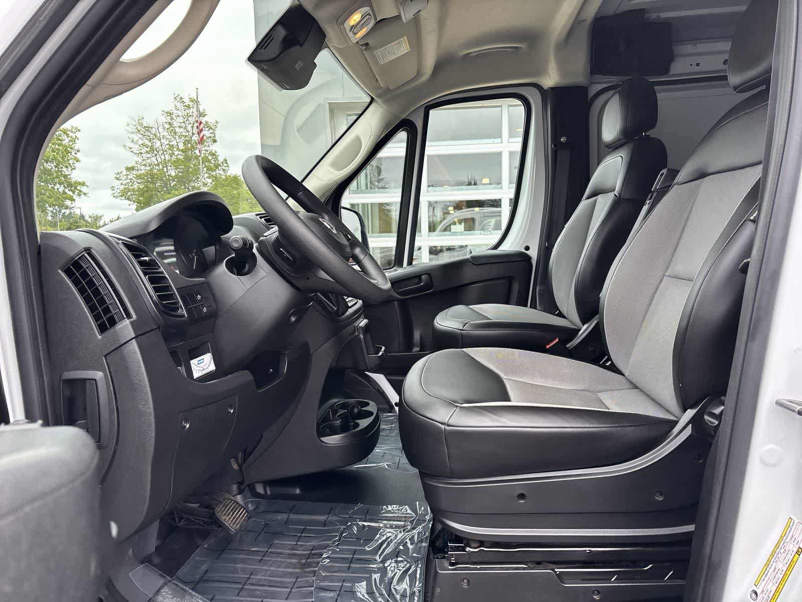 Used 2023 RAM ProMaster 1500 FWD image 9