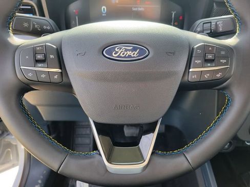 New 2026 Ford Maverick Lobo image 15