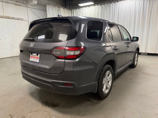Used 2023 Honda Pilot LX image 5