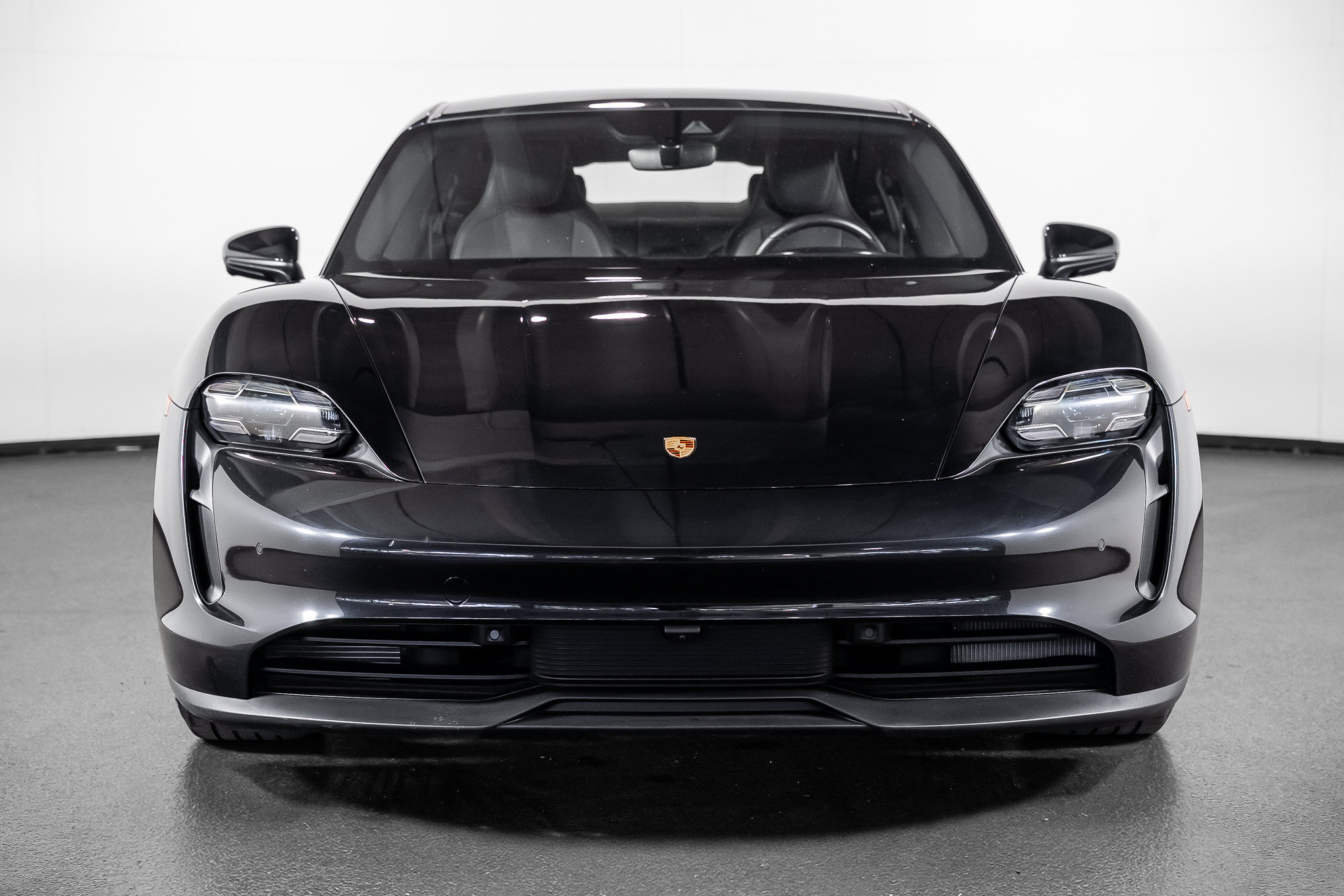 Used 2024 Porsche Taycan 4S AWD/4WD image 4