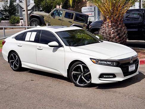 Used 2020 Honda Accord Sport image 3