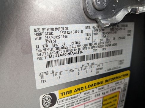 Used 2024 Ford Expedition Limited image 36