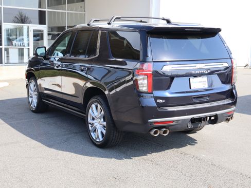 Used 2024 Chevrolet Tahoe High Country w/ Premium Package image 8