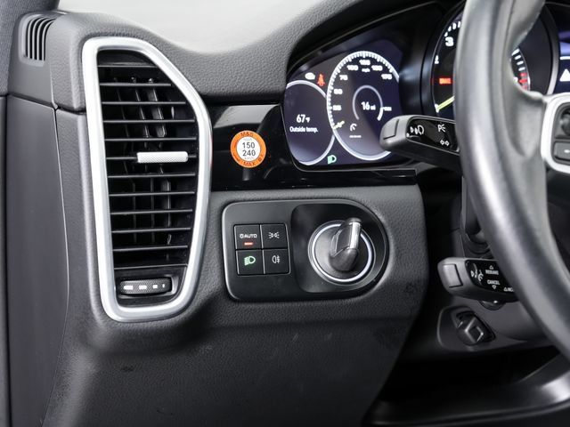 Certified 2023 Porsche Cayenne Platinum Edition AWD/4WD image 12