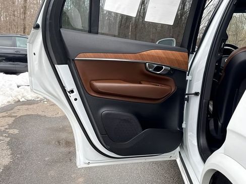 Certified 2023 Volvo XC90 B5 Plus w/ Protection Package image 23