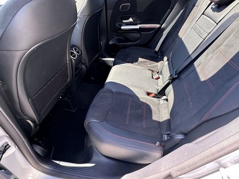 Certified 2025 Mercedes-Benz GLA 250 image 24