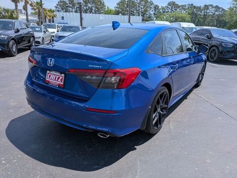 Used 2023 Honda Civic Sport image 4