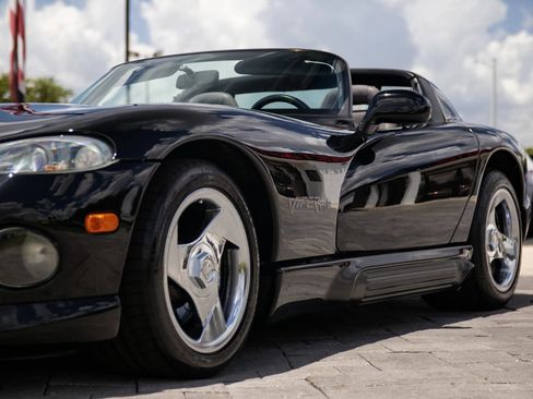 Used 1994 Dodge Viper RT/10 RWD image 9