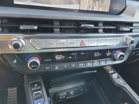 Used 2023 Kia Telluride SX X-Line image 23