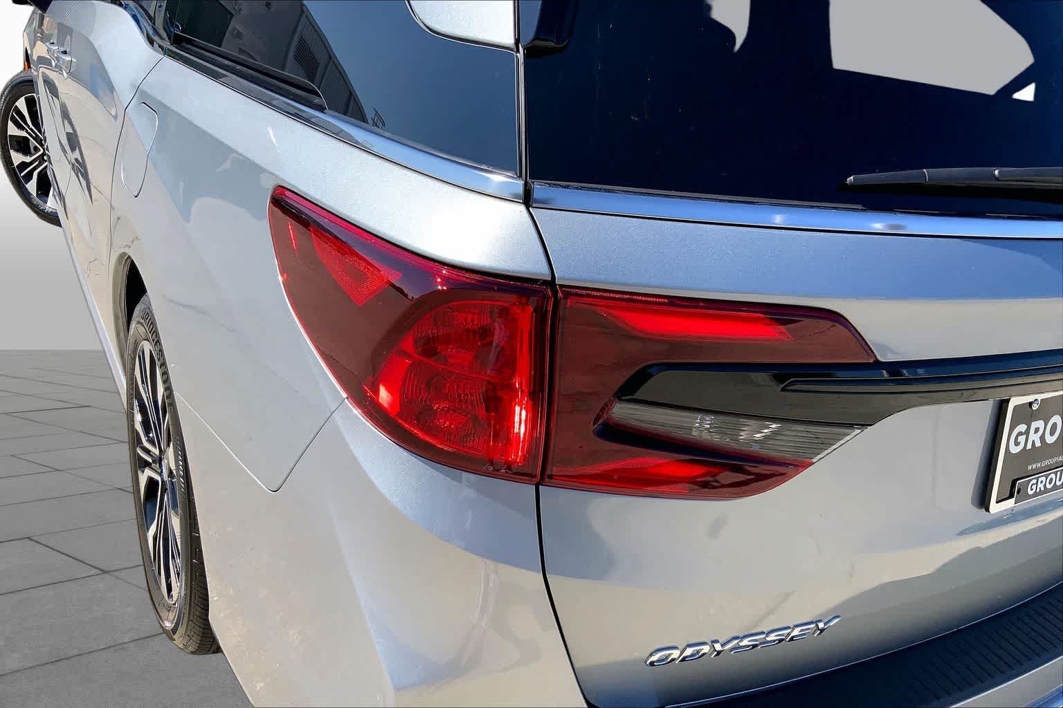 New 2027 Honda Odyssey Elite image 16