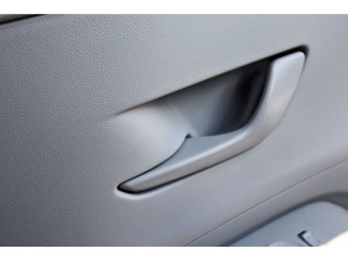 Certified 2025 Hyundai Kona SEL FWD image 21