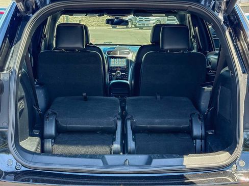 Used 2017 Ford Explorer Platinum AWD/4WD image 23