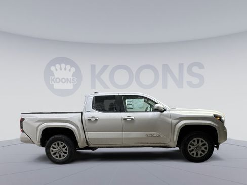 New 2025 Toyota Tacoma SR5 image 8