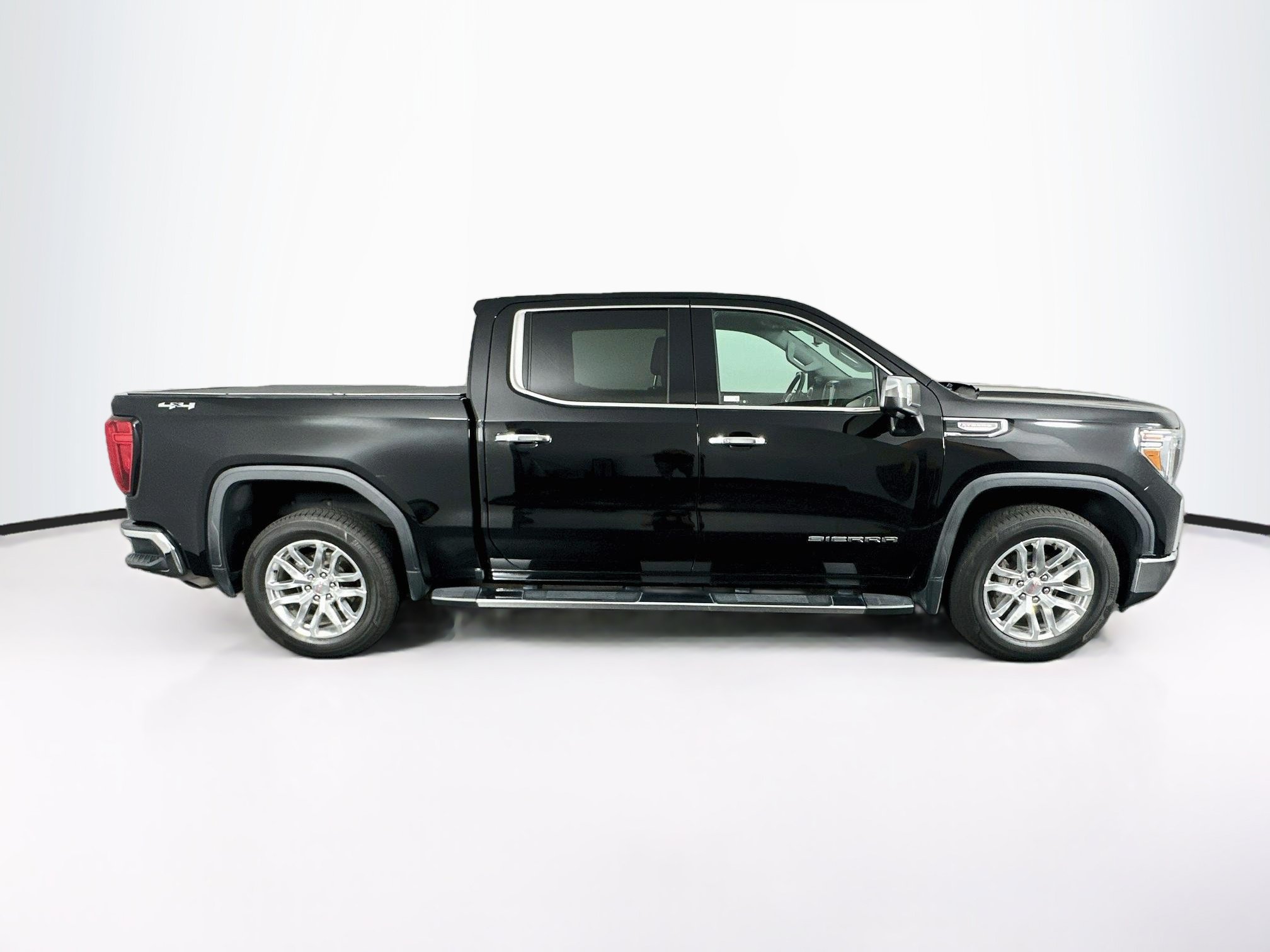 Used 2021 GMC Sierra 1500 SLT AWD/4WD image 10