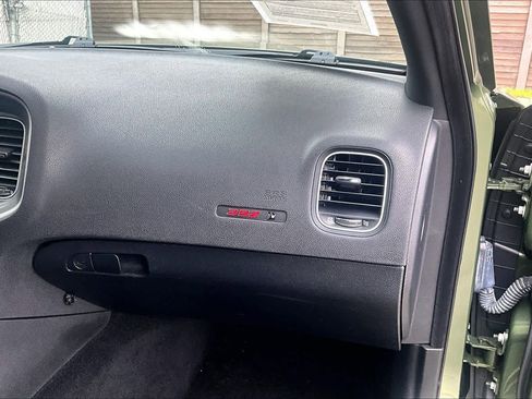 Used 2022 Dodge Charger Scat Pack image 18