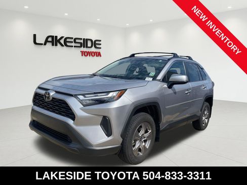 Used 2024 Toyota RAV4 XLE w/ Convenience Package FWD image 1