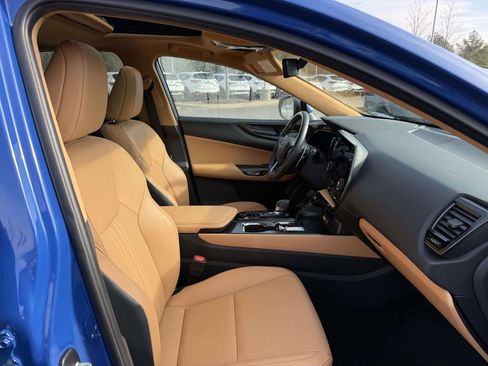 Used 2025 Lexus NX 350 AWD image 19