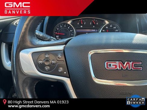 Used 2022 GMC Terrain SLT image 13