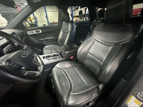 Used 2020 Ford Explorer ST w/ ST High-Performance Pack AWD/4WD image 17